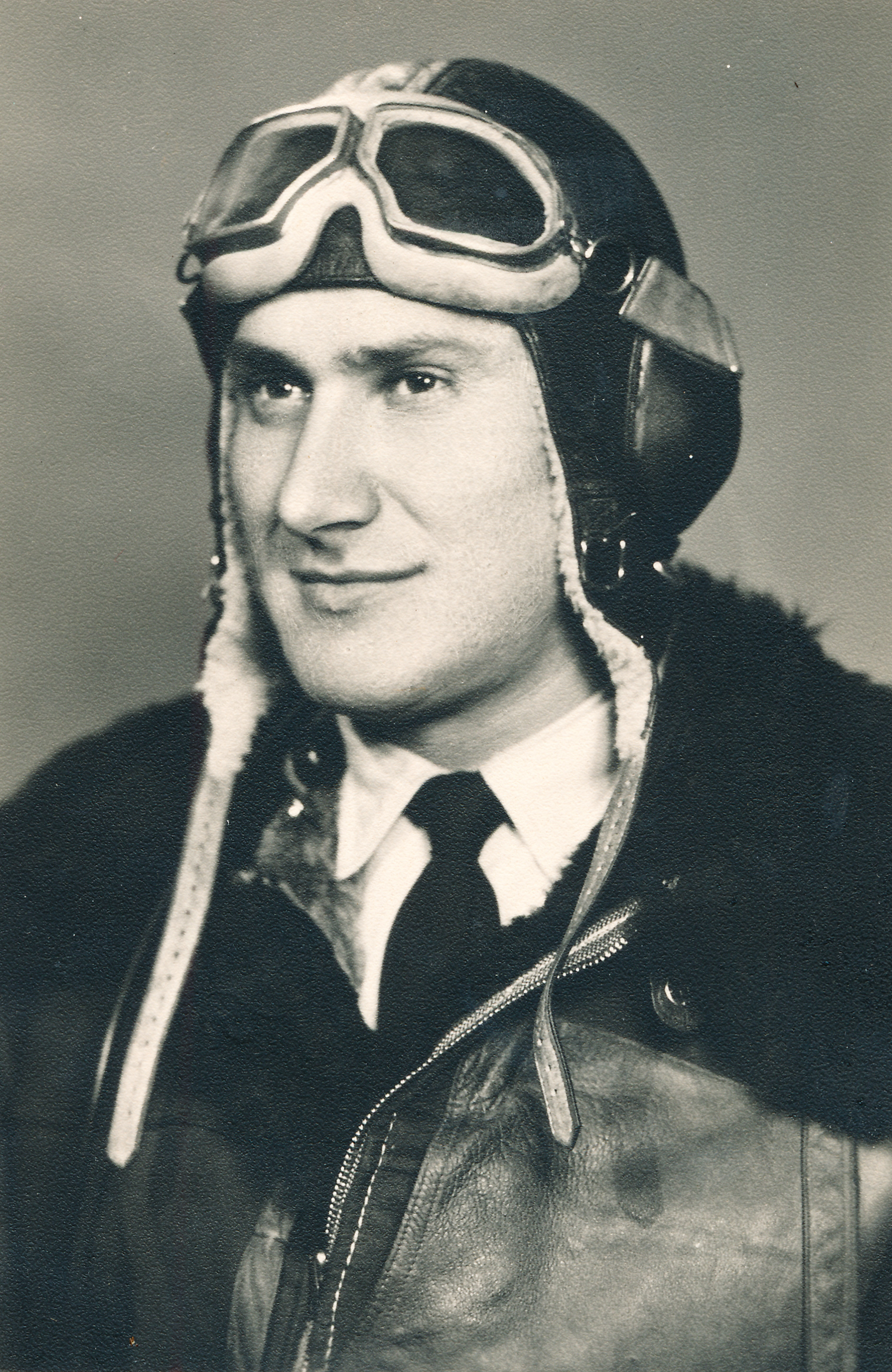 Oldřich Schreiber as a shooter in the army in 1953-56