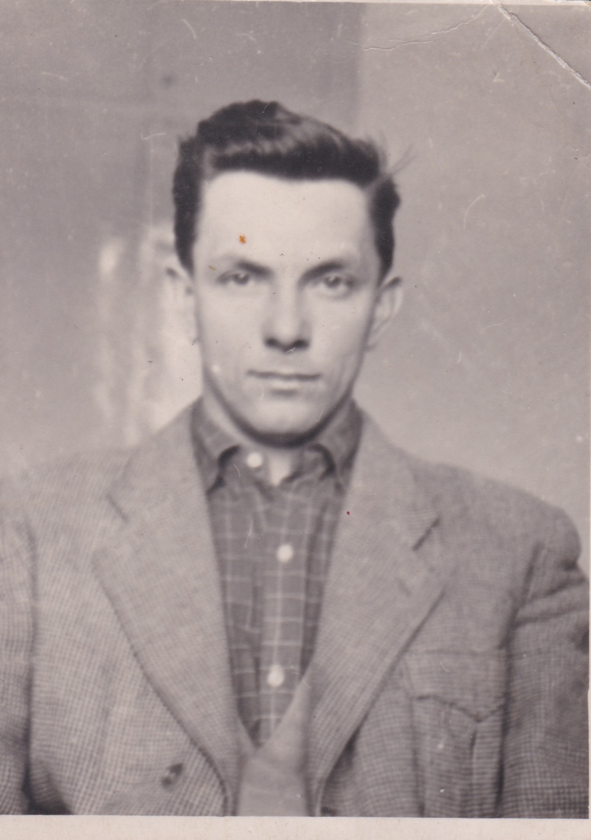 From the time of his military service which he undertook at the Zvolen airport, 1955