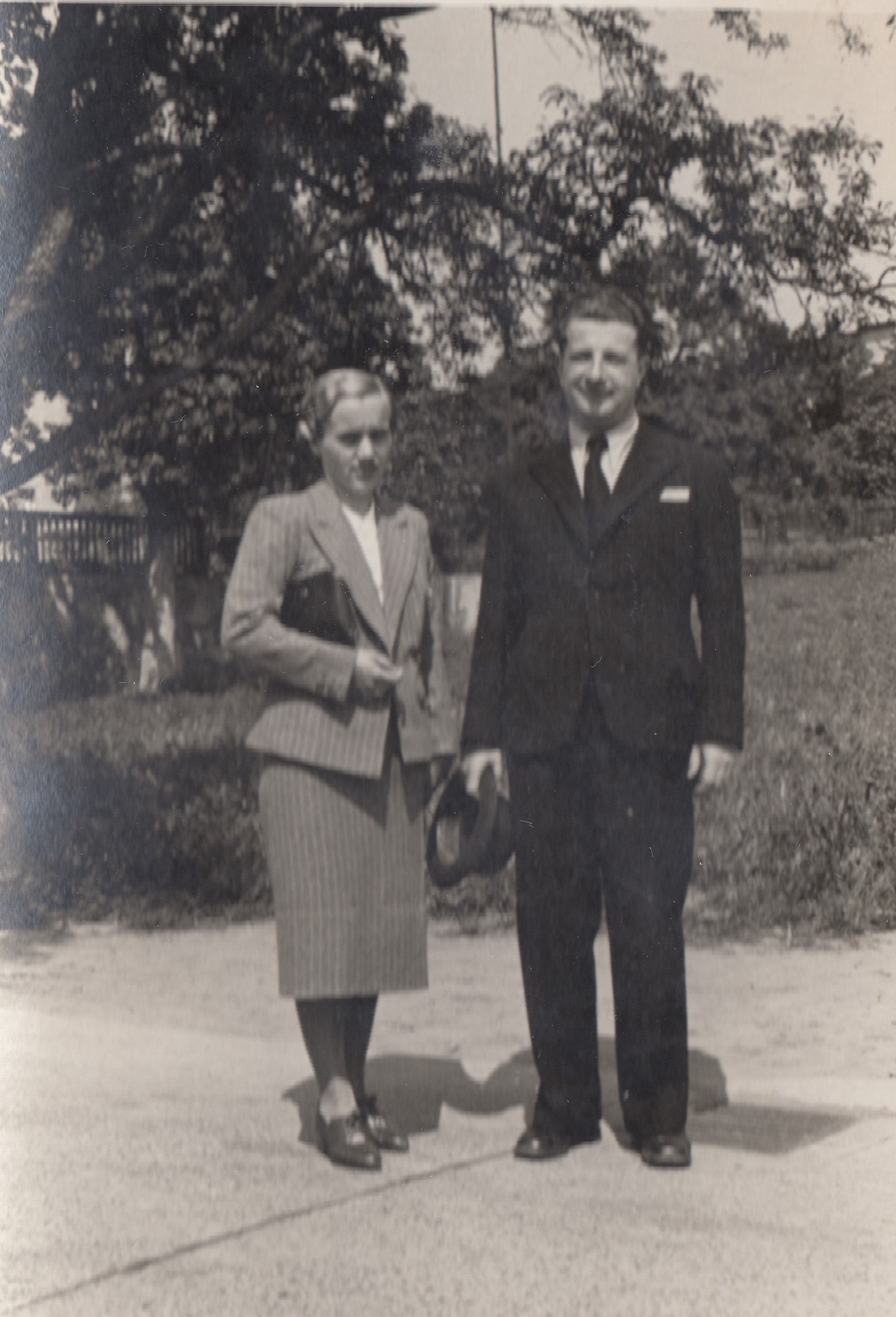 Father and mother of Eva Gärtnerová - Oto and Erika Singer in Ústí nad Labem. The film dates from the mid-1930s