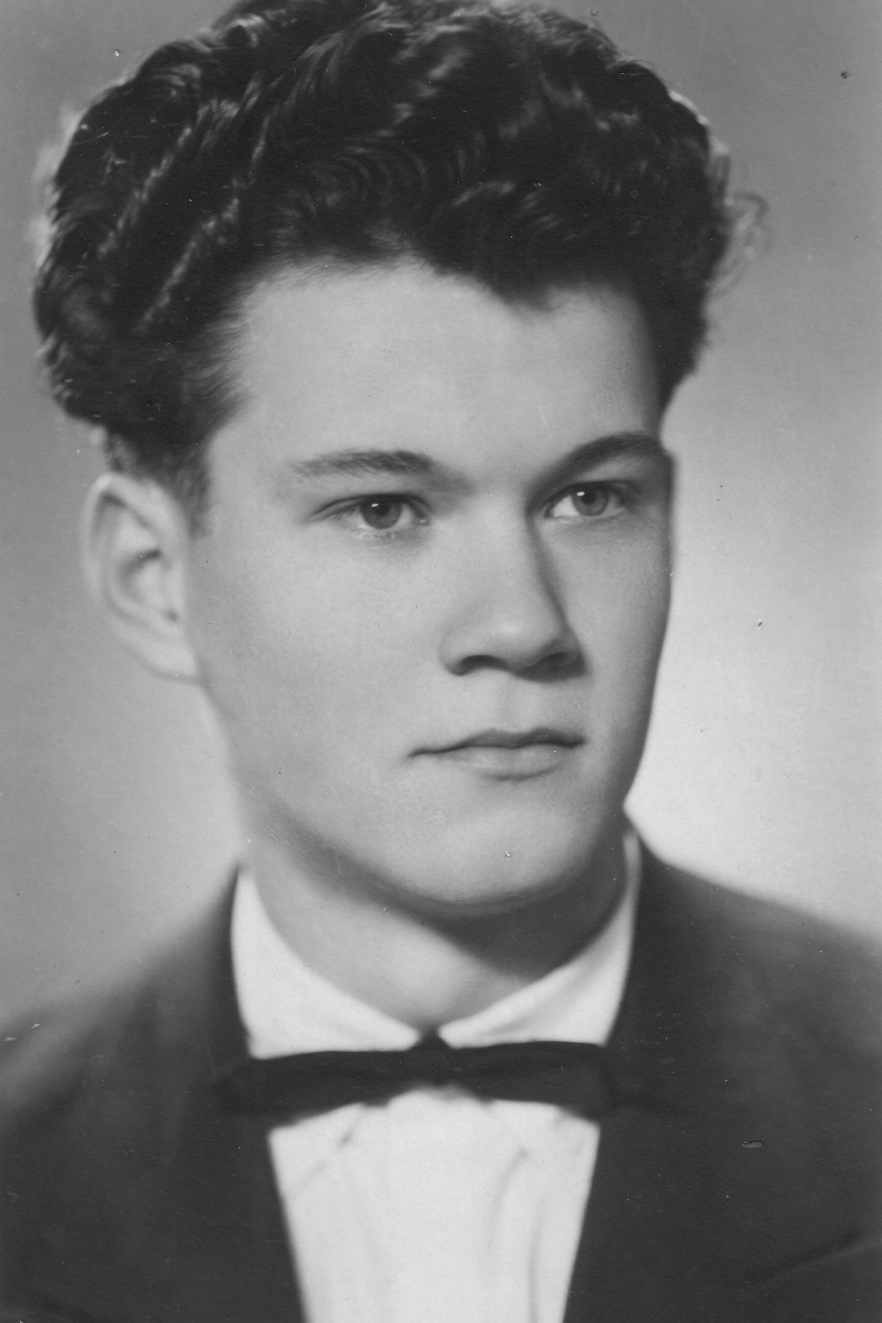 Bedřich Gregorini, graduation photo, 1958
