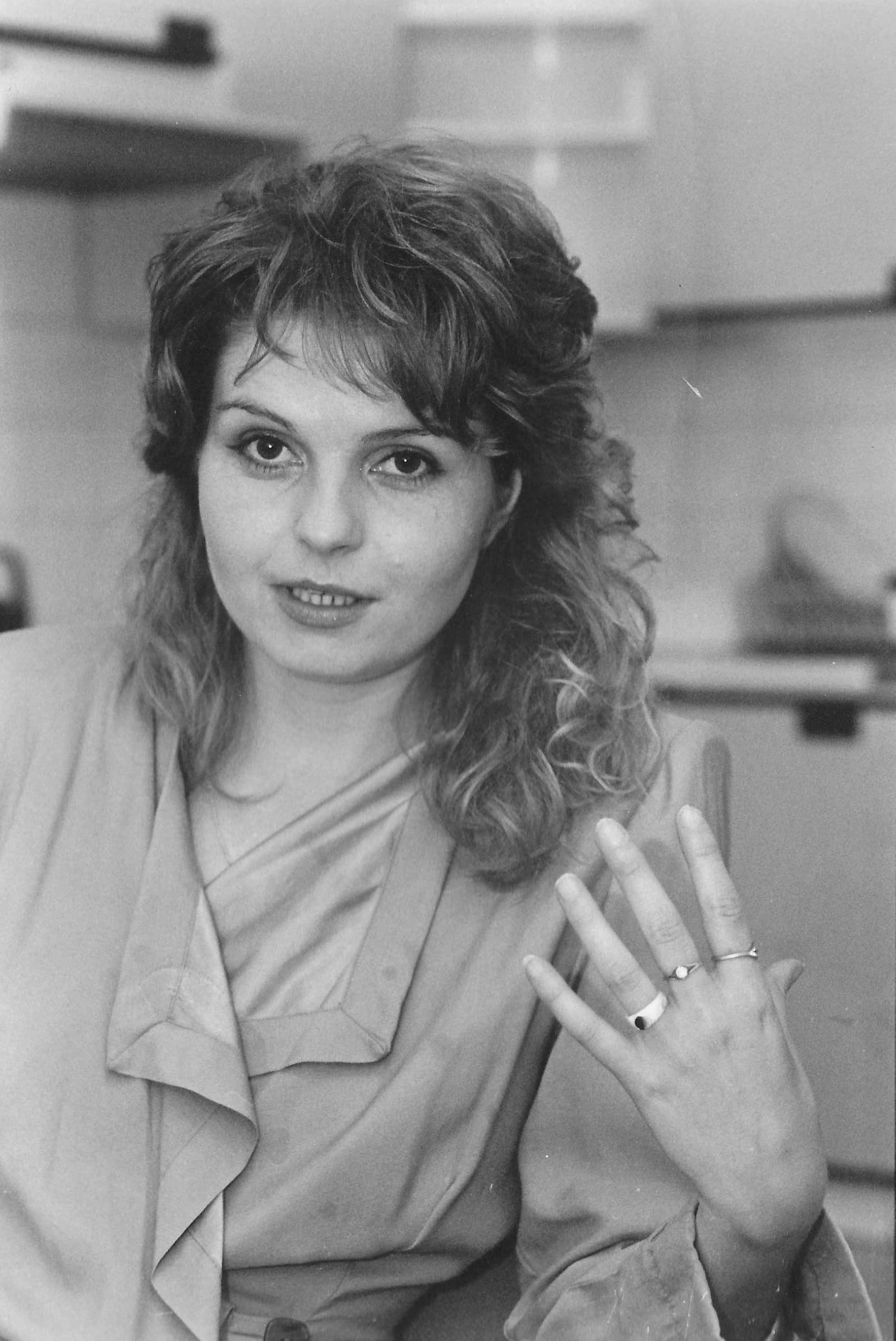 Petra Procházková in the editorial office of Květy, 1989
