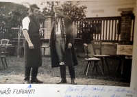 The witness's father (on the right) during the theatre performance of Naši Furianti