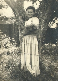 Zdena Lovečková as a bridesmaid