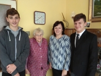 Květoslava Čaloudová with the Stories of Our Neighbours project team