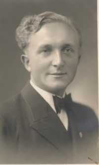 Jaroslav Jež, Dagmar Stachová's father, 1938 