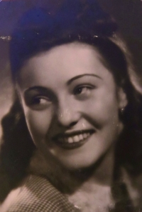 Naďa Zahradilová (née Bartáková) 1947, leaving the secondary school 