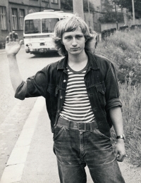Hitchhiking, 1970s