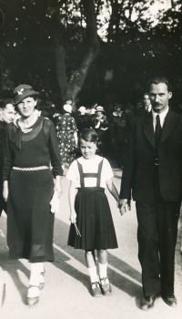 With her parents in Prague; 1934