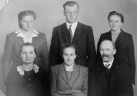 The Scholz family. From top left - Aloisie, her brother Adolf, sister Marie, from bottom left - mother Aloisie, father Eduard and sister Leopoldina