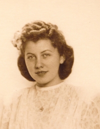 Zdeňka Svobodová in 1941