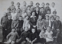 At school in Russia, circa 1938, (the witness is in the dark far right) 
