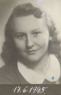 Mother of S. Klánová – Marie Uchytilová (6/17/1945)