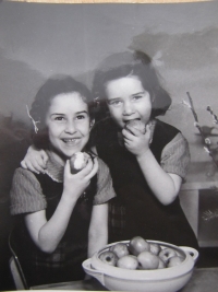 With sister Dana in 1954