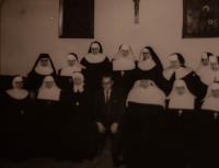 S. M. Brigita Čechová with other nuns