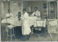 Vinohrady hospital, early 20th century, Professor Michl - beard, bigger, father-in-law MUDr. Dobruský as a secondary on the right