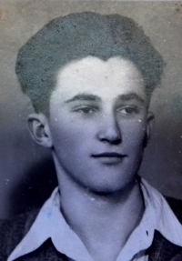 Profile picture of Vladimír Bílík from when he was a student, undated