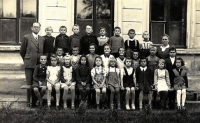 Školní fotka z roku 1947/48