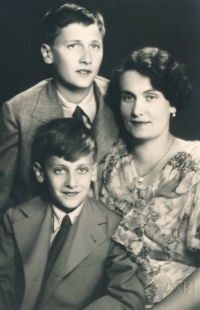 Zdeněk Janík with his mom and younger brother