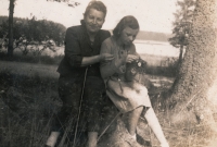 Witness´s mother with Ivan Olbracht´s daughter in 1952