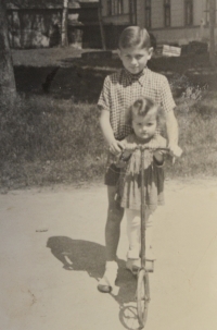 With her brother František Valert, 1943
