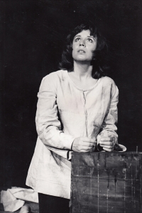 Marie Pištěková in the performance the Last Night of Joan of Arc (probably at the beginning of 1980s) 
