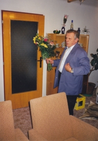 birthday photo in 1990s