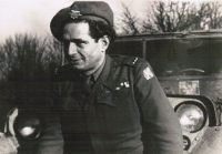 Rudolf Taussig, 1945
