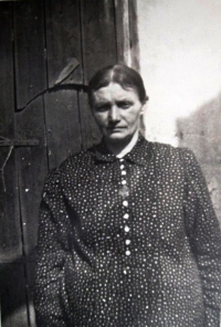 Marie Halfarova´s sister-in-law Anna