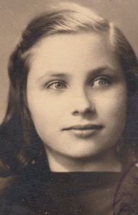 Helena Strublová aged 14