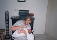 With his younger daughter Magdalena shortly after her birth (1996)