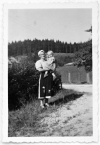 Christa with her mum 