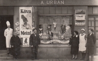 Urban family shop, 1932