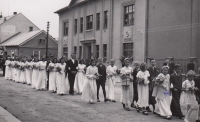 Classmate's funeral, 1944
