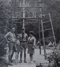 Urbanovi at camp, July 1969