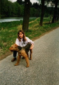 Eva Vorlíčková na procházce / 1982
