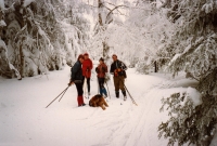 Skiing with her friends in Horní Maršov / 1985