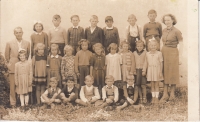 Elementary school in Hradištko in 1954