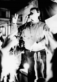 Vojtěch Stříteský also spoke at the first demonstration in Litomyšl, on November 23, 1989