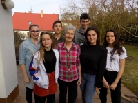 Renata Horešovská with her pupils from elementary school in Černošice