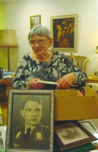 Edith Rinke, Otto Rinke Jr's stepmother, holds picture of Otto Rinke Sr