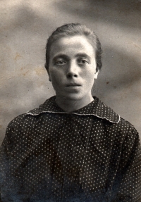 Grandmother of Leoš Motl