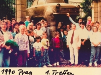 Setkání uprchlíků v roce 1990 v Praze
