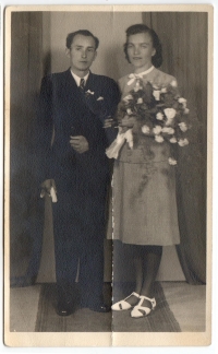 Jan Sapák's parents, around 1941