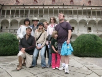 Rodina Kohli at the courtyard of the Opočno castle. 2011