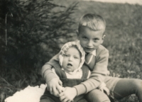 Witness with brother Viktor, 1964