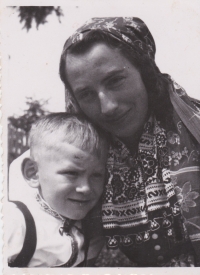 Ladislav Císař (*1942) and mother's sister Anna, photographed in Havlíčkův Brod.