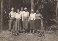 Manželova rodina na výletě, 1932