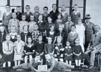 Elfrieda Lehnertová (a girl in white on the right), a school photo, 1953 


