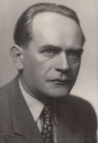 Doctor Jan Šolc in 1942, witness´ father