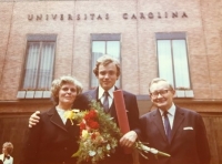 Pavel Svítil with parents after his graduation in 1980